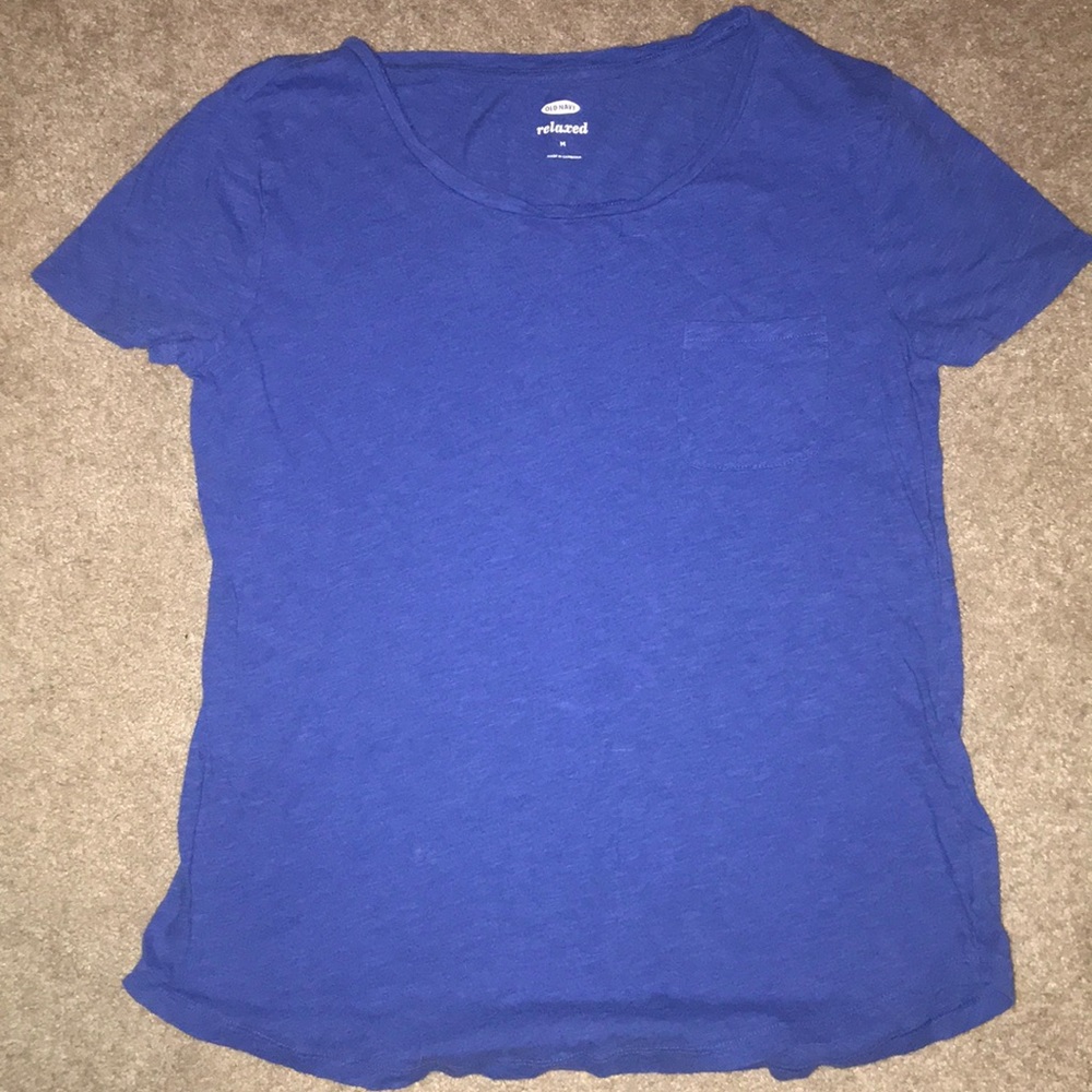 royal blue old navy tee shirt with front pocket